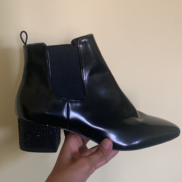 Black expression booties - Picture 2 of 5